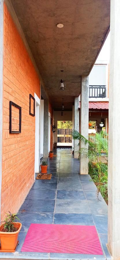 Wow Farm House Auroville Buitenkant foto