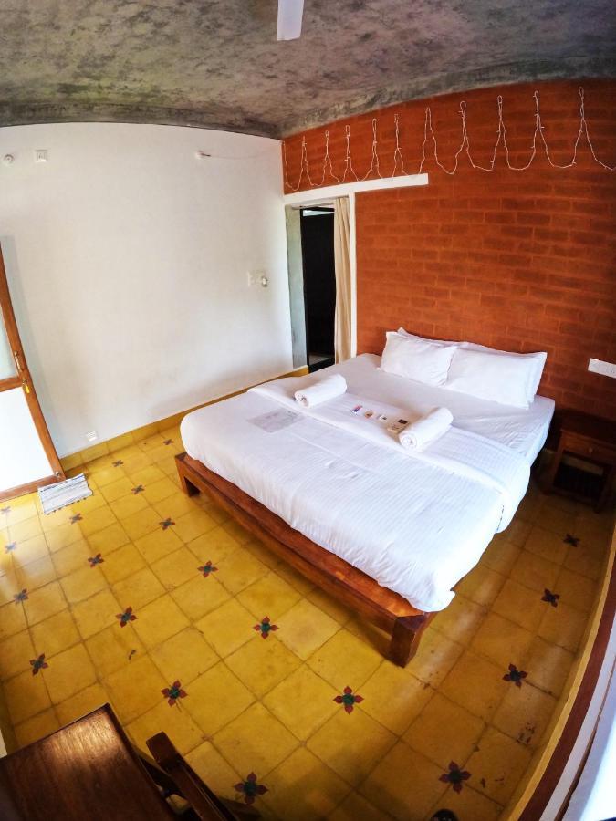 Wow Farm House Auroville Buitenkant foto