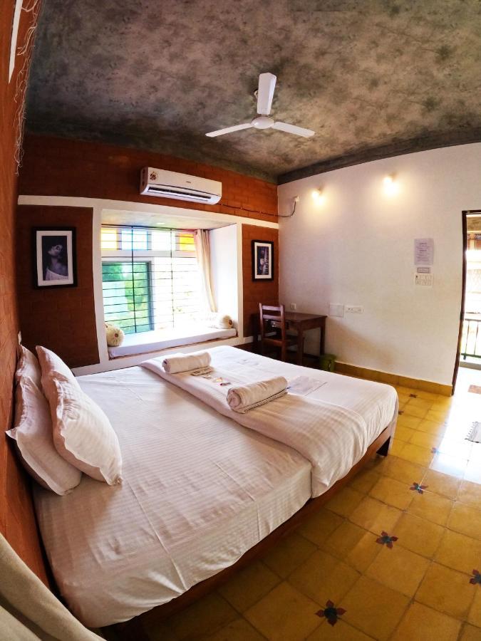 Wow Farm House Auroville Buitenkant foto