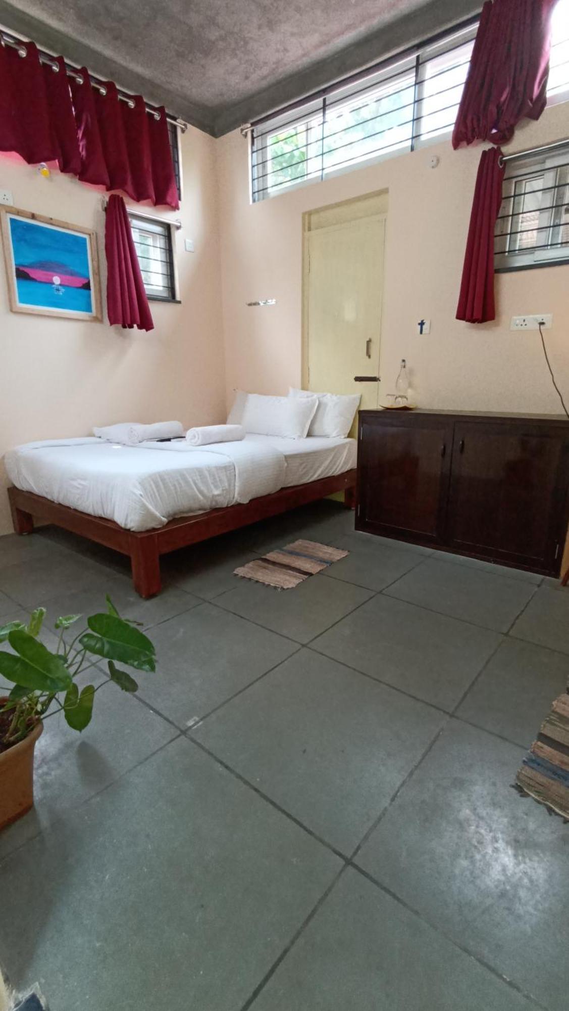 Wow Farm House Auroville Buitenkant foto